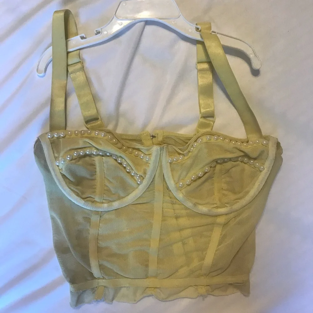 Danielle Guizio Zita - Picture 5 of 9